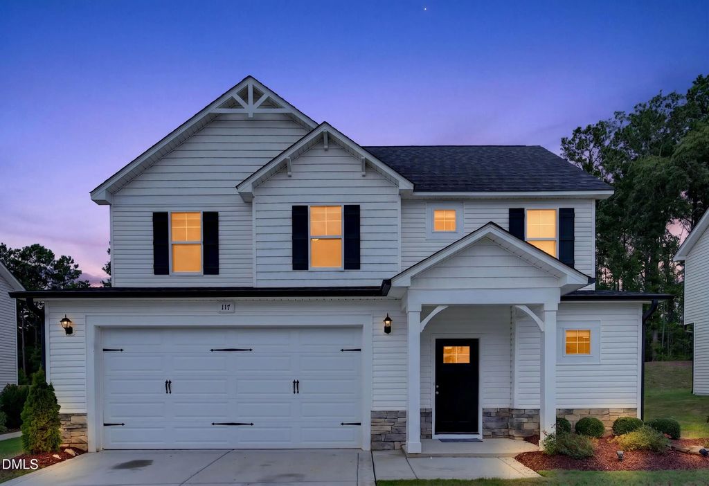 117 Greenview Street, Clayton