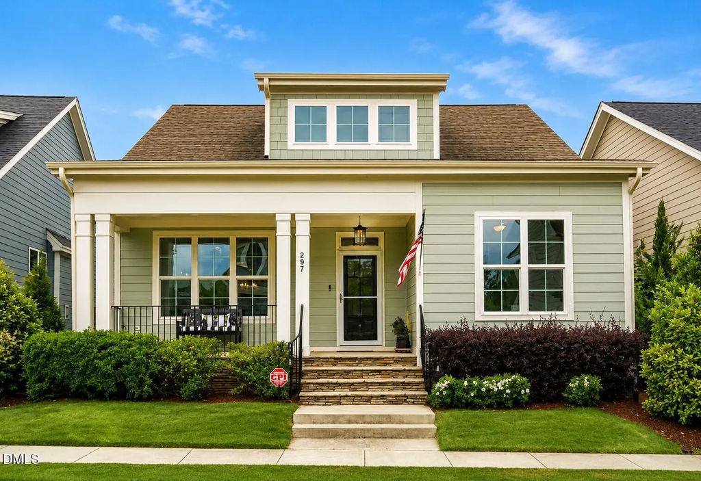 297 Beacon Ridge Boulevard, Chapel Hill