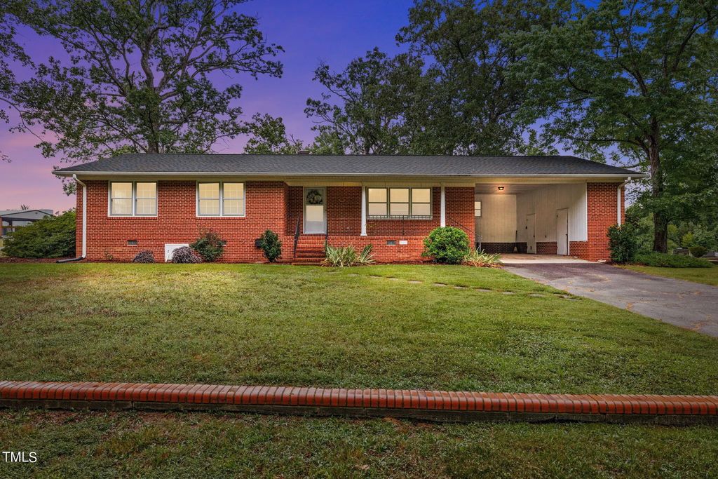 60 Lancaster Drive, Goldston