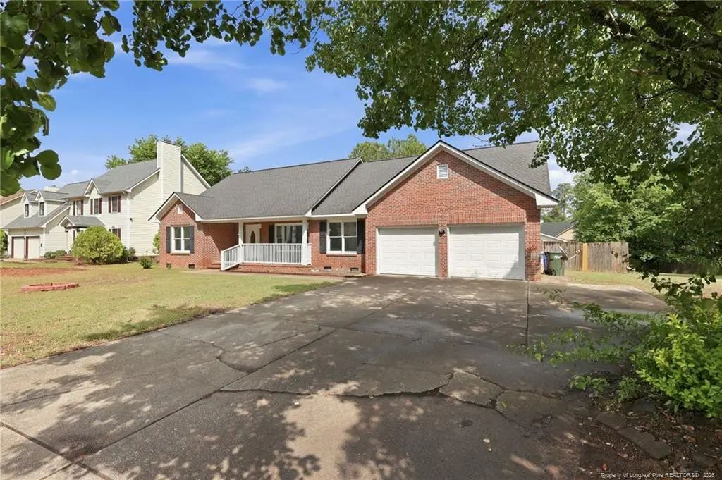 1967 Oakview Drive, Fayetteville