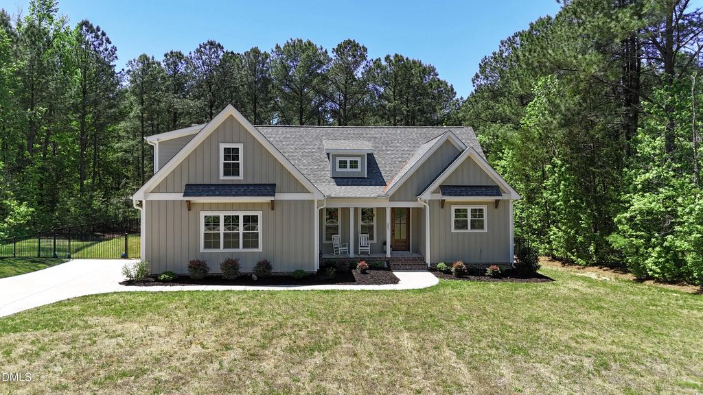 245 Whistlers Cove, Louisburg