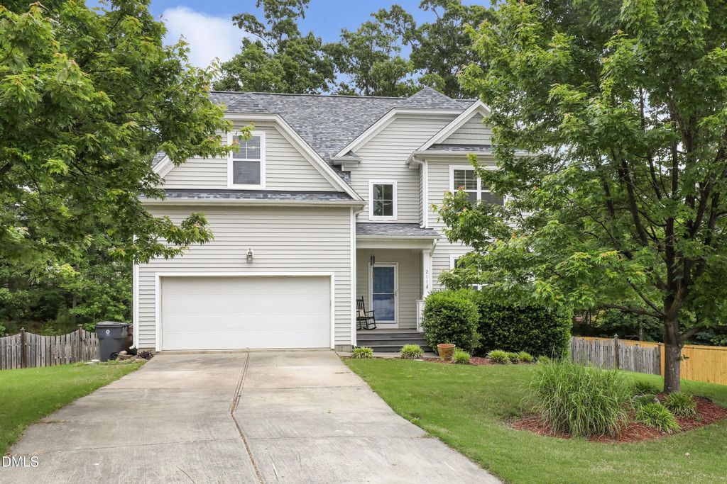 213 Holly Moor Lane, Holly Springs