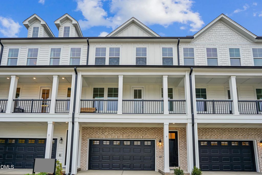 9 E Tiger Lily Trail 52, Clayton