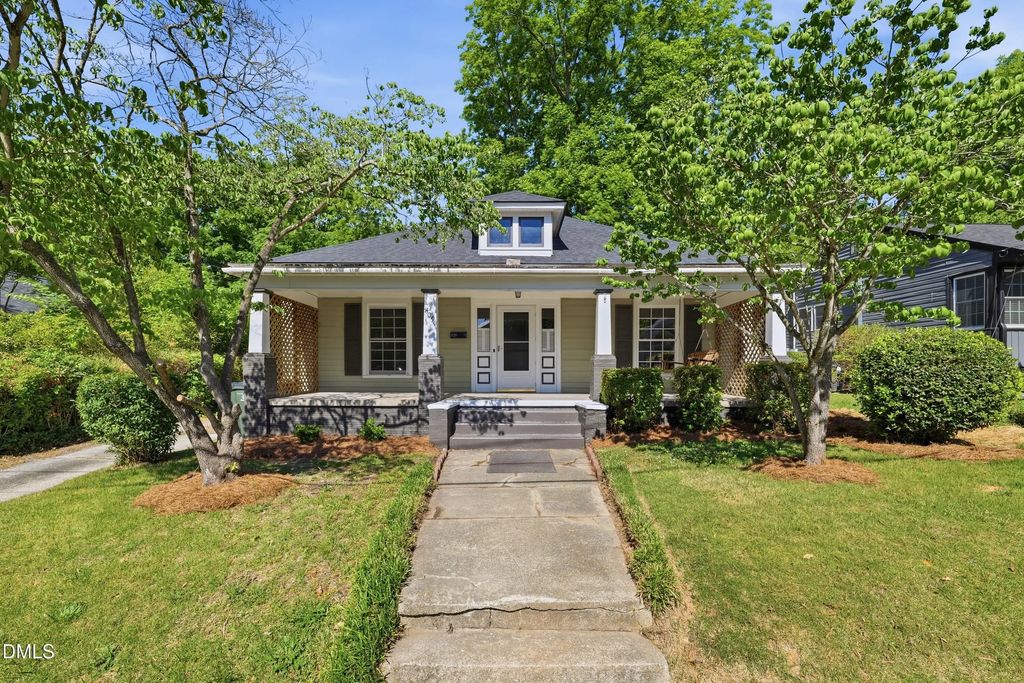 409 Peele Street, Burlington