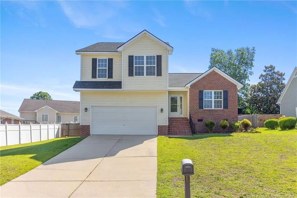 1009 Bugle Call Drive, Fayetteville