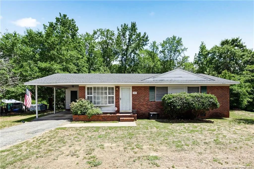 202 Onie Court, Fayetteville