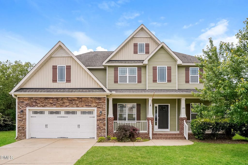 650 Winding Oak Way, Clayton