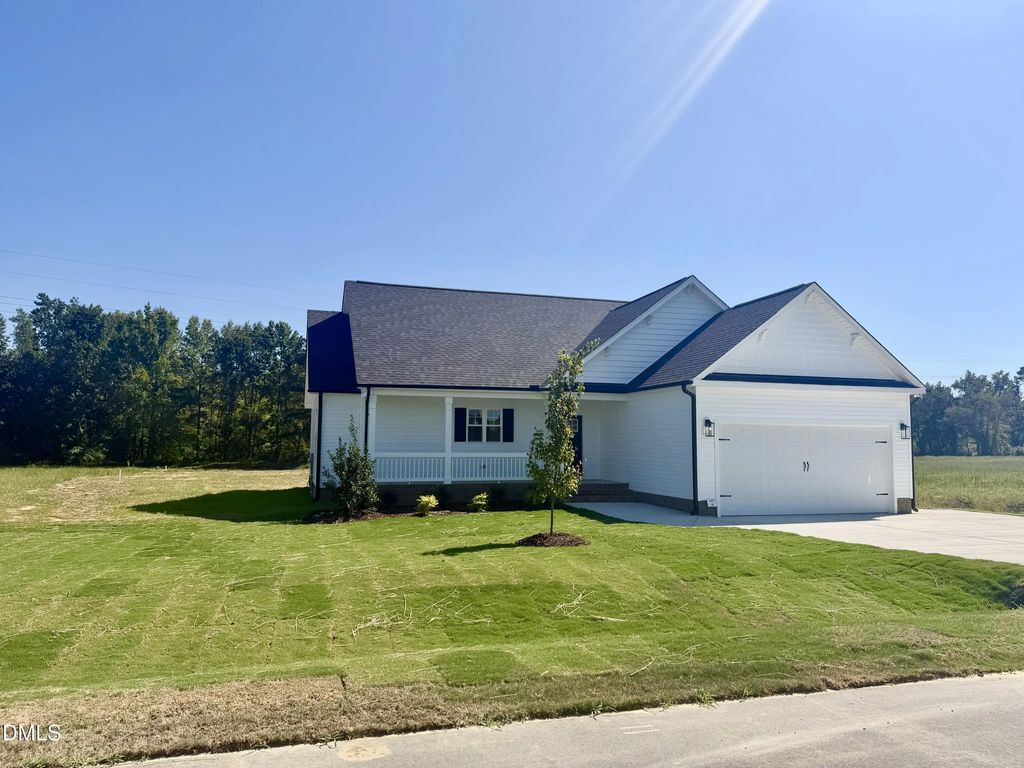 76 Charles Point Lane 18, Selma