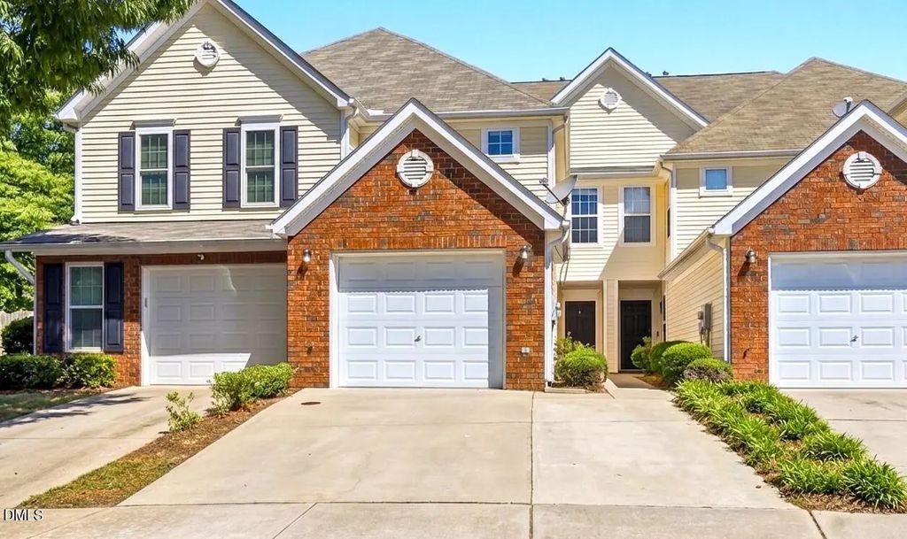 2607 Hamlet Green Drive, Raleigh
