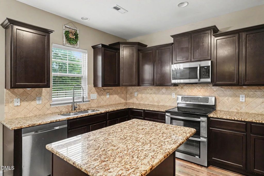 89 Bison Lane, Lillington
