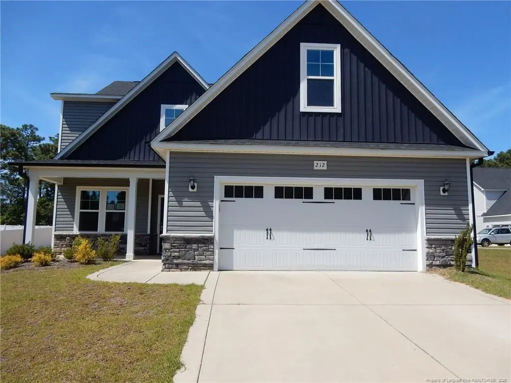 212 Nairn Street, Fayetteville