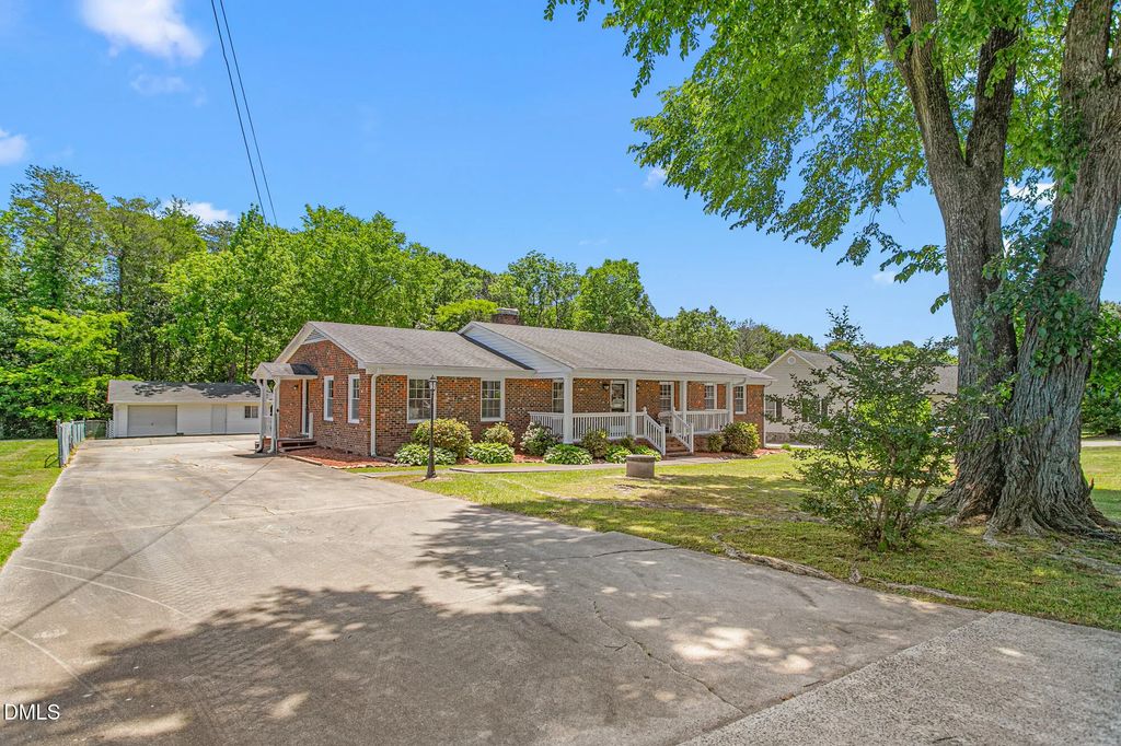 1244 Lawndale Drive, Graham