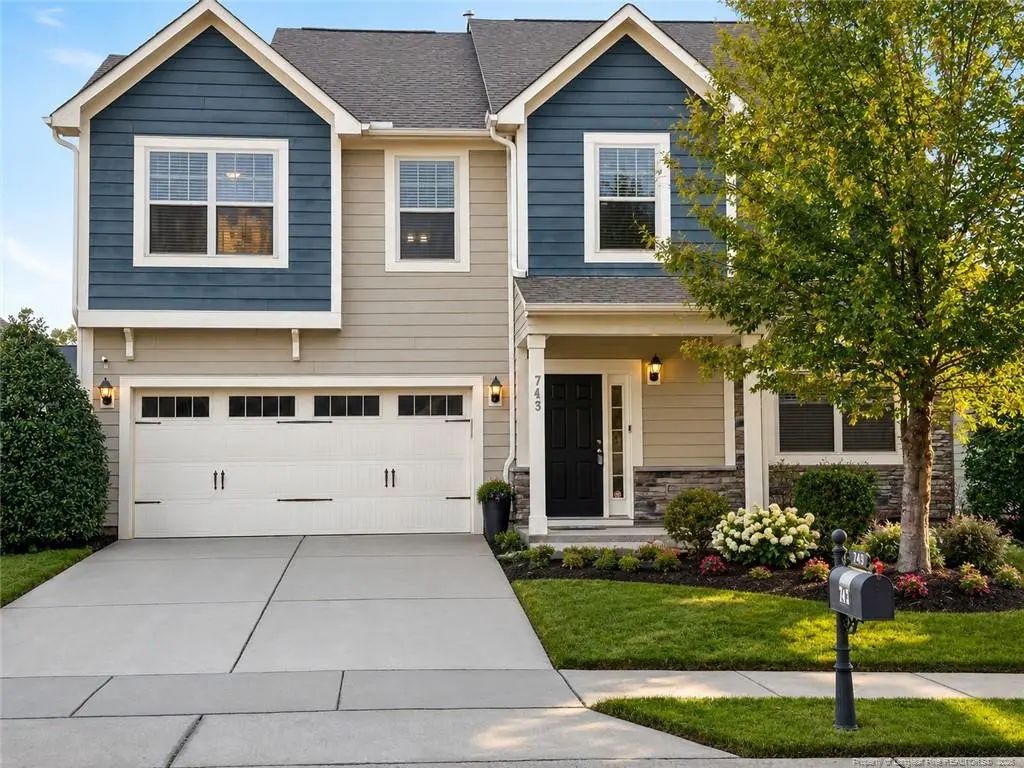 743 Shoals Lake Drive, Fuquay Varina