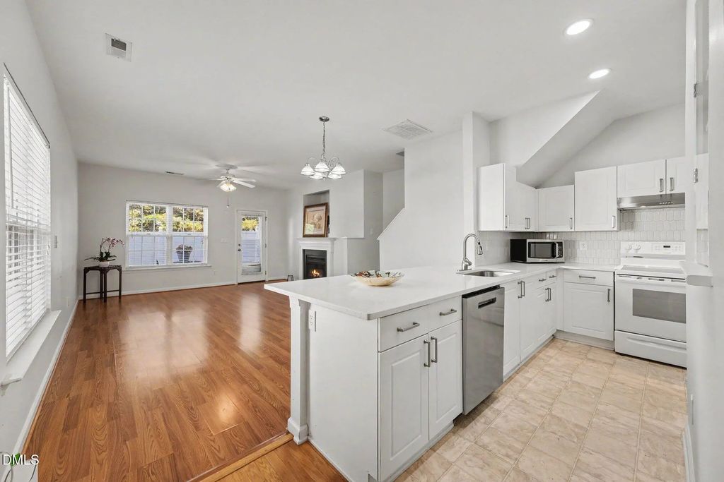 1016 Hadel Place, Knightdale