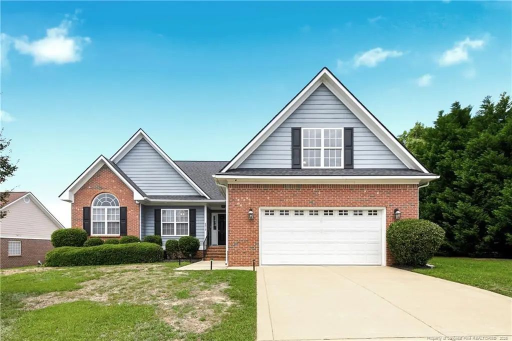6012 Goldenrain Drive, Fayetteville