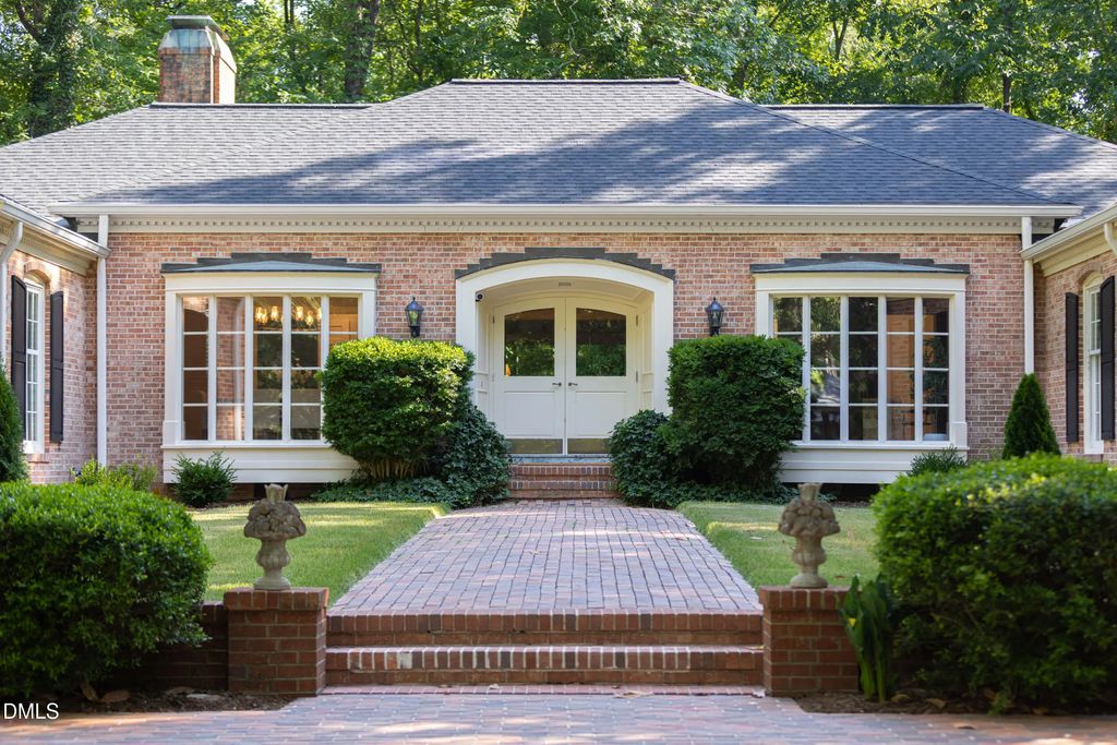 4020 Nottaway Road, Durham