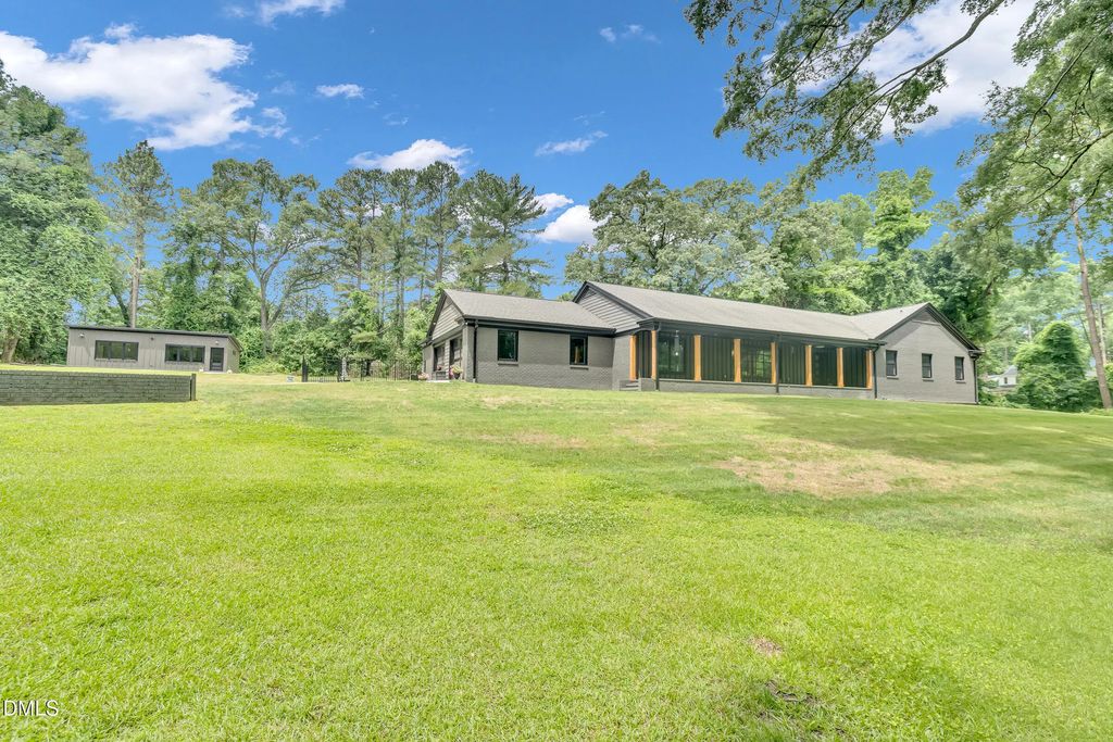 208 Reynolds Drive, Fuquay Varina