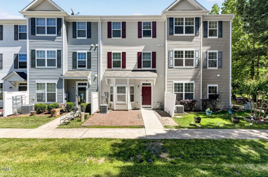 11101 Gwynn Oaks Drive 103, Raleigh