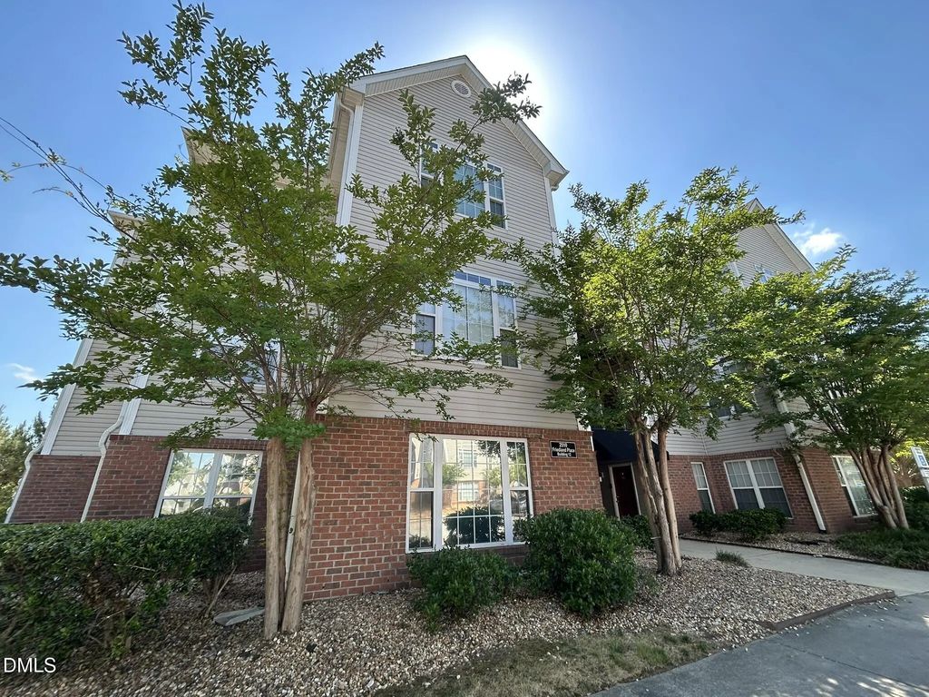 2510 Friedland Place 102, Raleigh