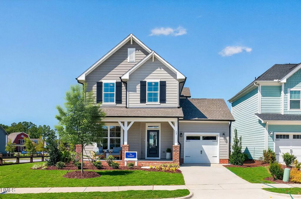 61 Turning Leaf Court, Fuquay Varina