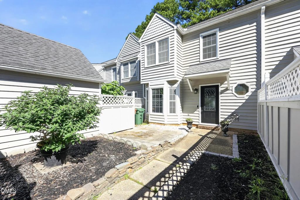 126 Spring Cove Drive, Cary
