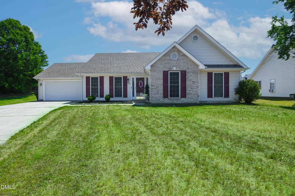 510 Crystal Hill Court, McLeansville