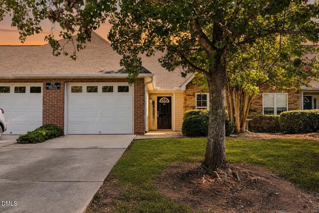 2521 Gordon Glen Court 102, Raleigh