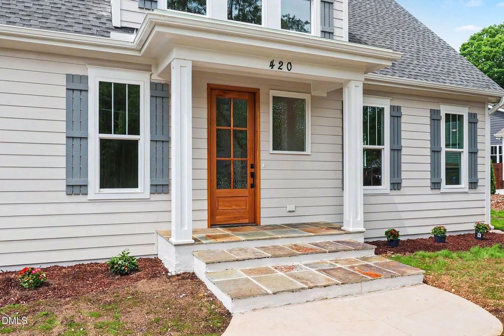 420 W Corbin Street, Hillsborough