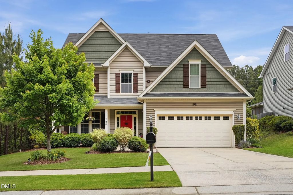 204 Sweet Violet Drive, Holly Springs