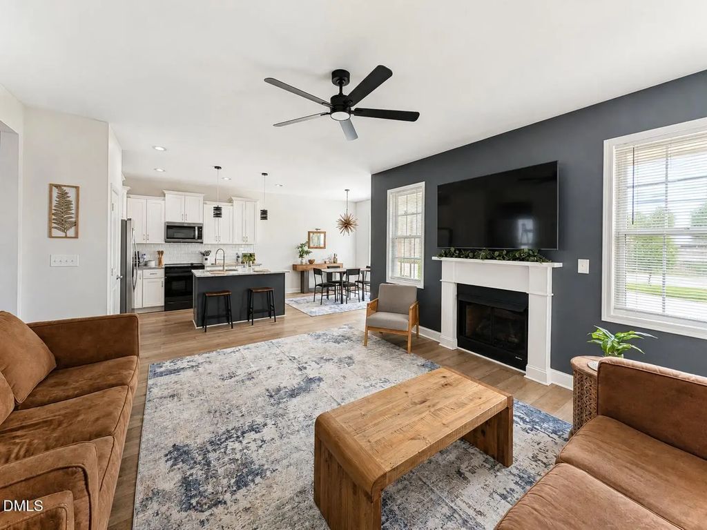 138 Ottawa Drive, Louisburg