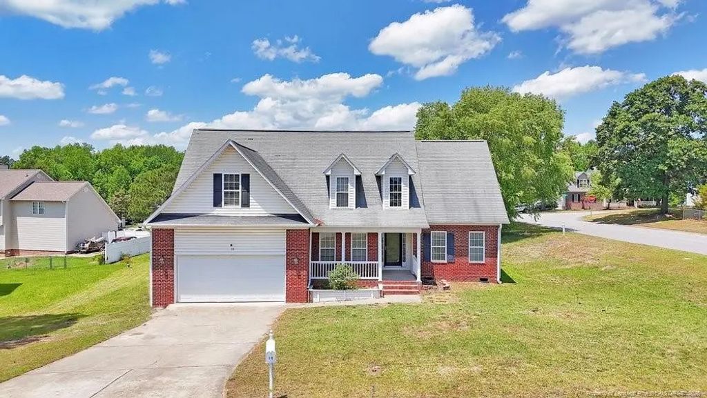 10 Pender Road, Spring Lake