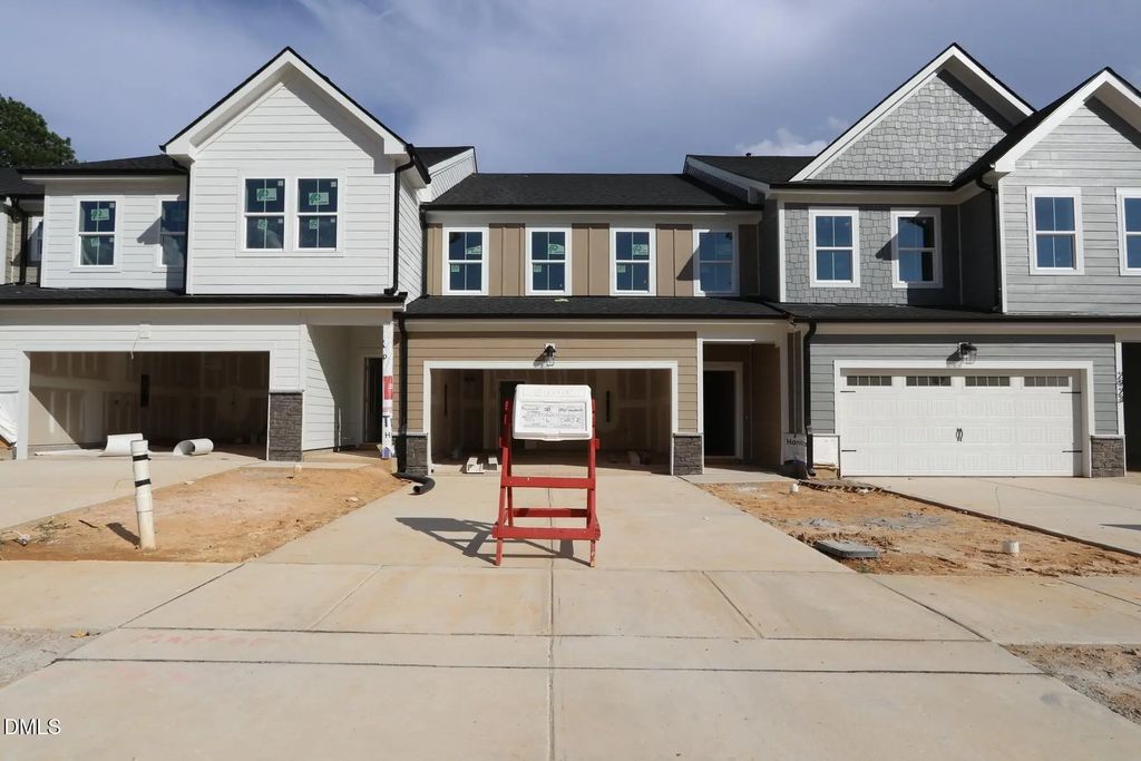 2921 Walden Road, Apex