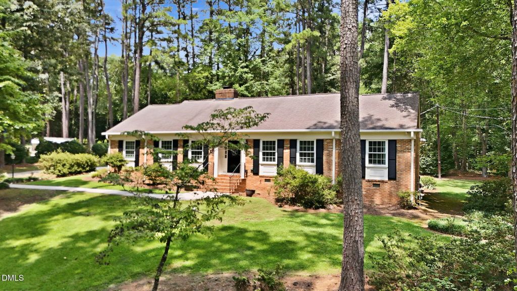 1508 Lord Ashley Drive, Sanford