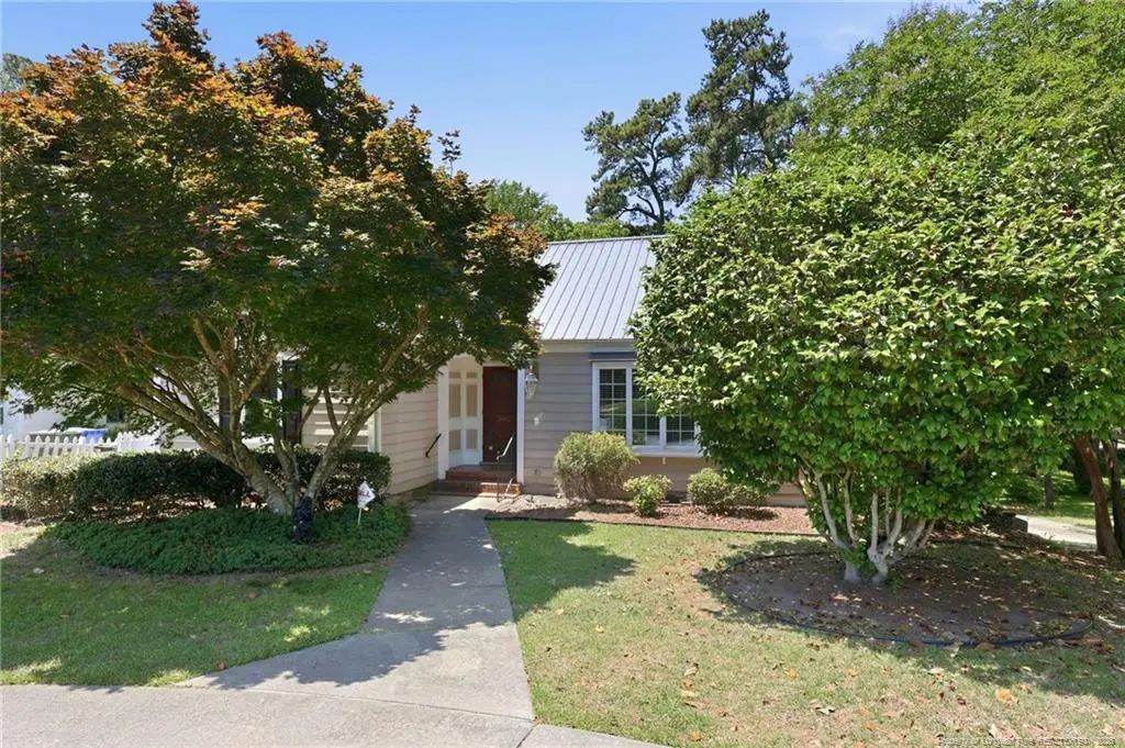 302 Valley Road, Fayetteville