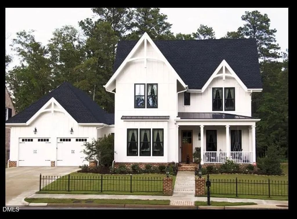 25 Bright Horizon Lane, Louisburg