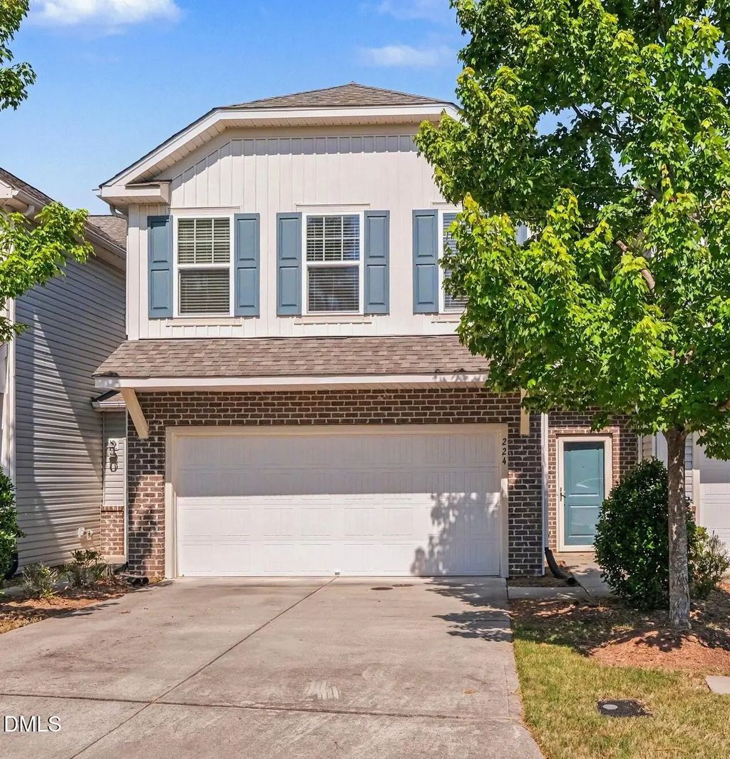 224 Hamlet Place, Morrisville