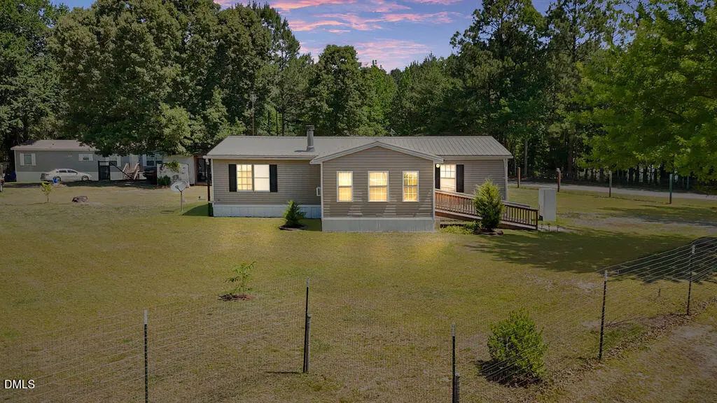 344 Pine Needles Drive, Lillington