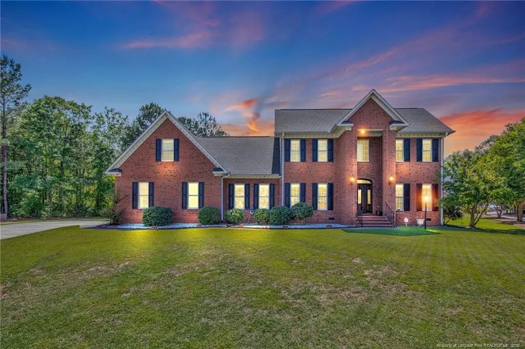 3910 W Bent Grass Drive, Fayetteville