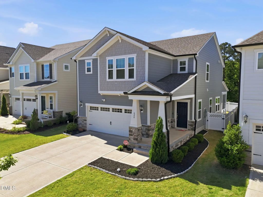 628 Sage Oak, Holly Springs