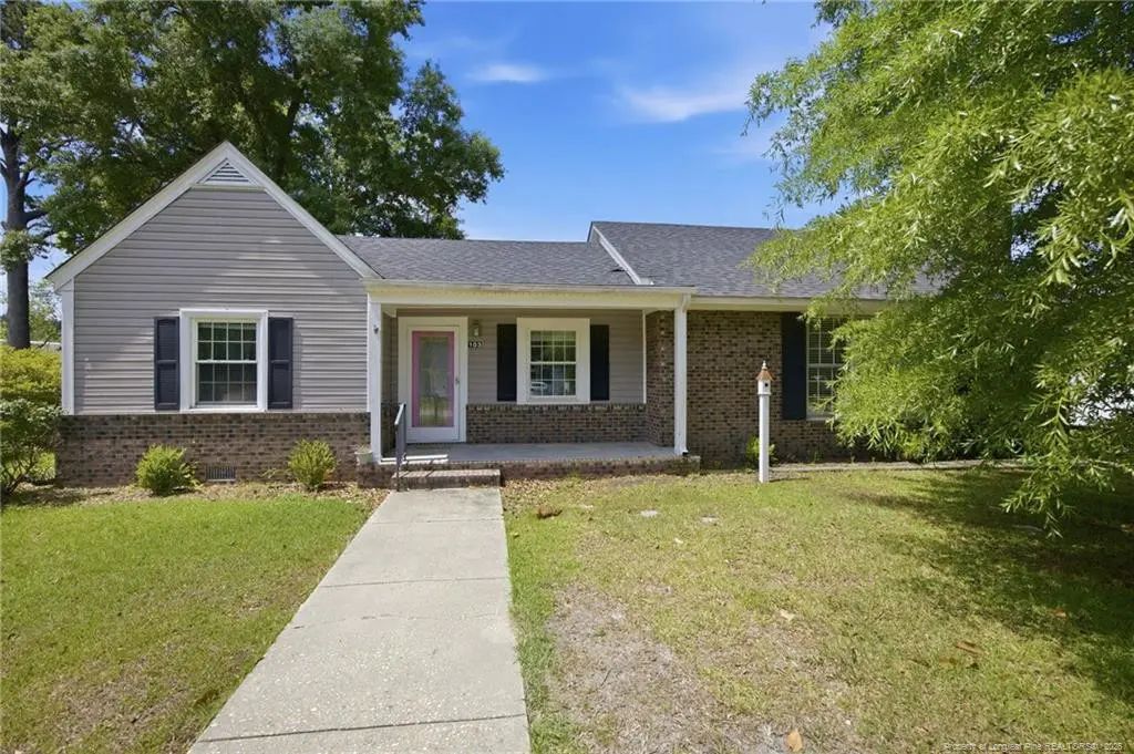 103 Woodrow Street, Tabor City