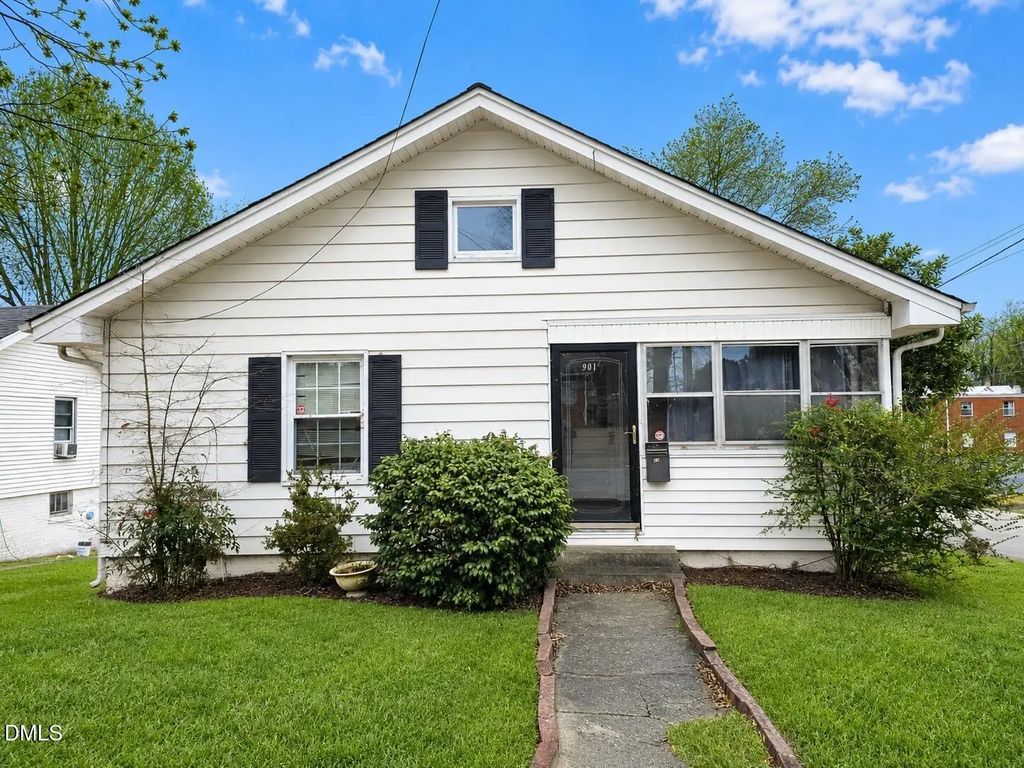 901 Grace Avenue, Burlington