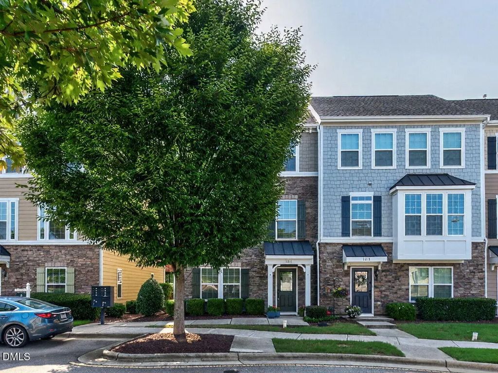 1011 Tender Drive, Apex