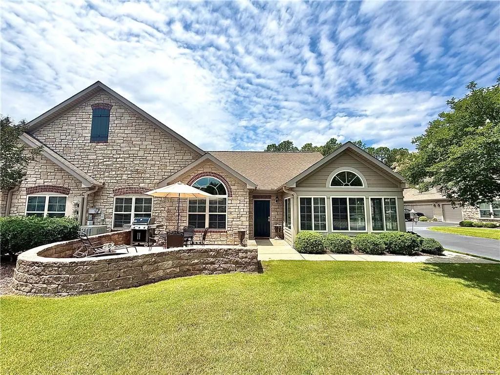 107 W Chelsea Court, Southern Pines
