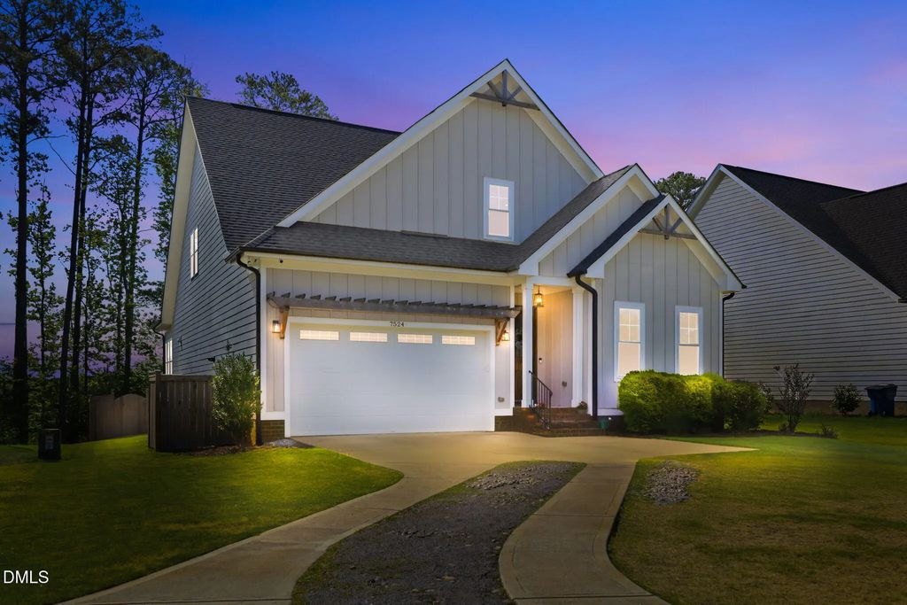 7524 Pinecrest Road, Raleigh