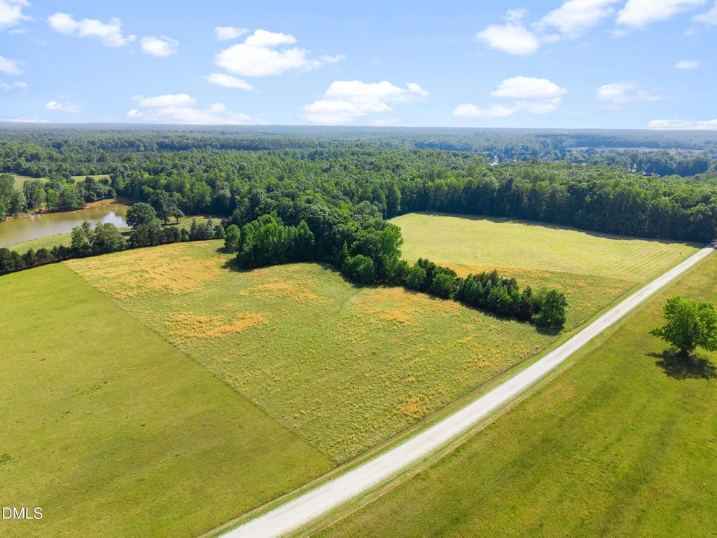 3 Deer Run Trail, Hillsborough