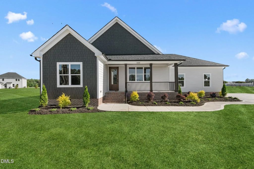 5225 Finch Road, Bailey