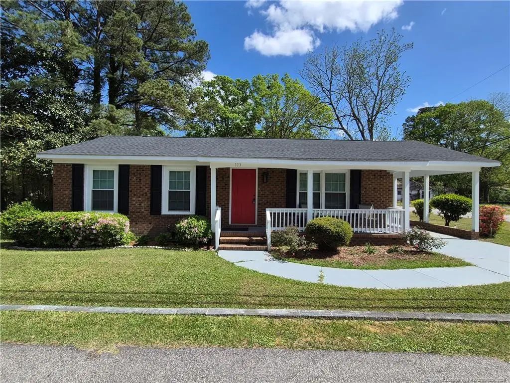 103 Robeson Street, Lumberton