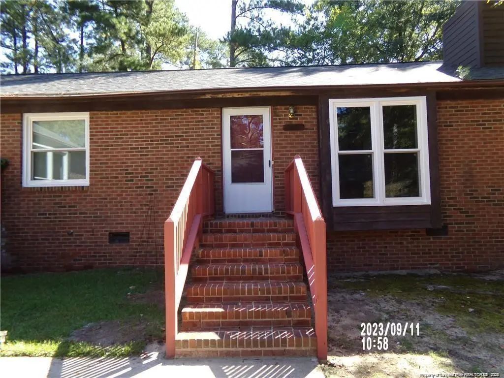 122 Girard Avenue 122, Fayetteville