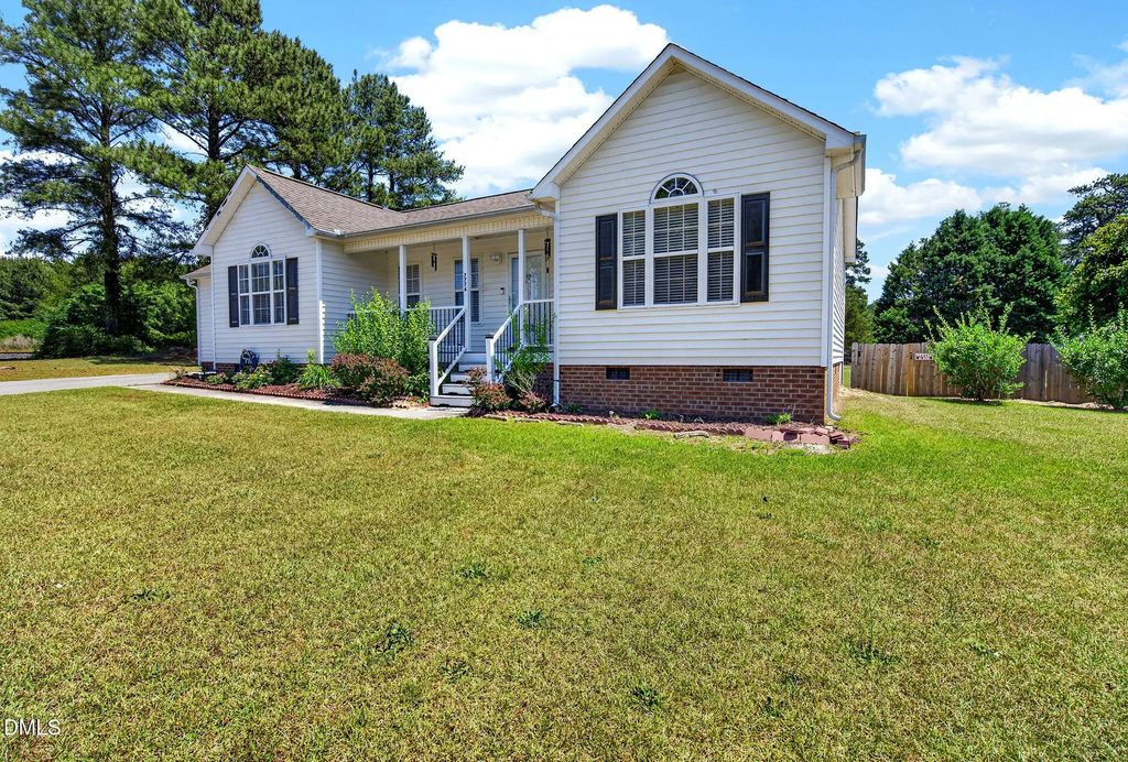 7776 Us 401, Fuquay Varina