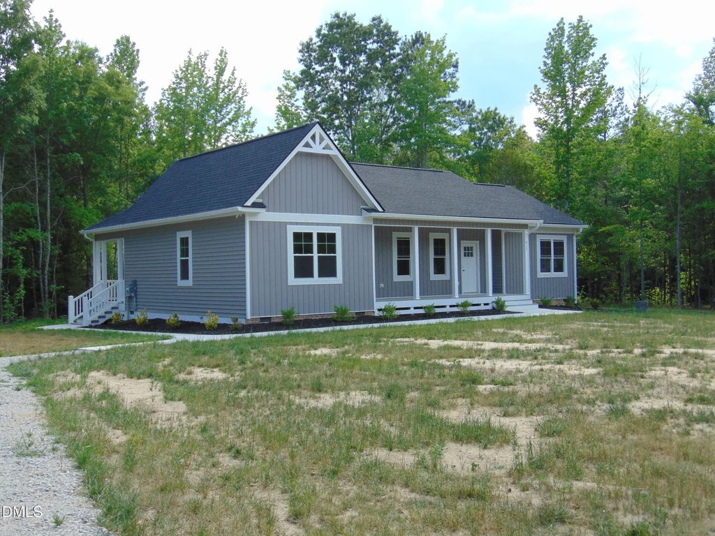 417 Berry Hill Drive, Clarksville